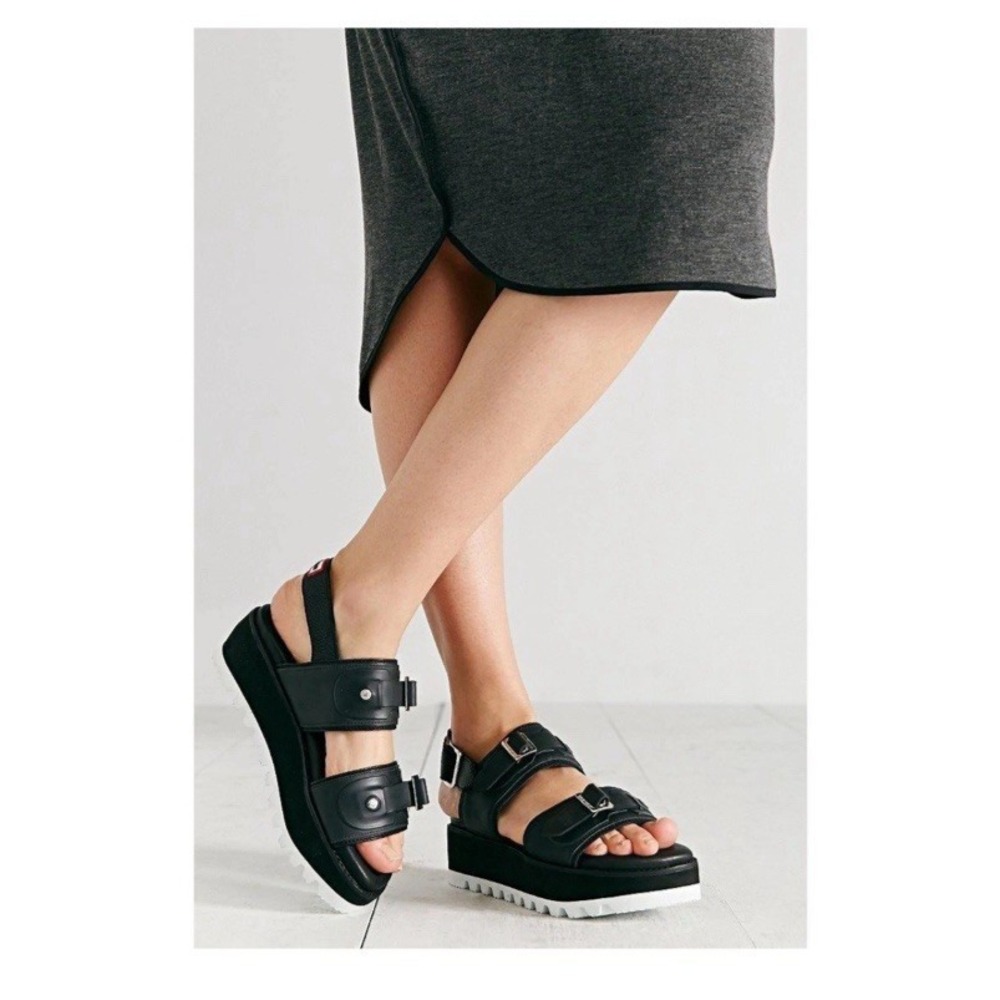 Hunter‎ Sandals Womens Size 8? Black Leather Double Buckle Strap Platform Chunky